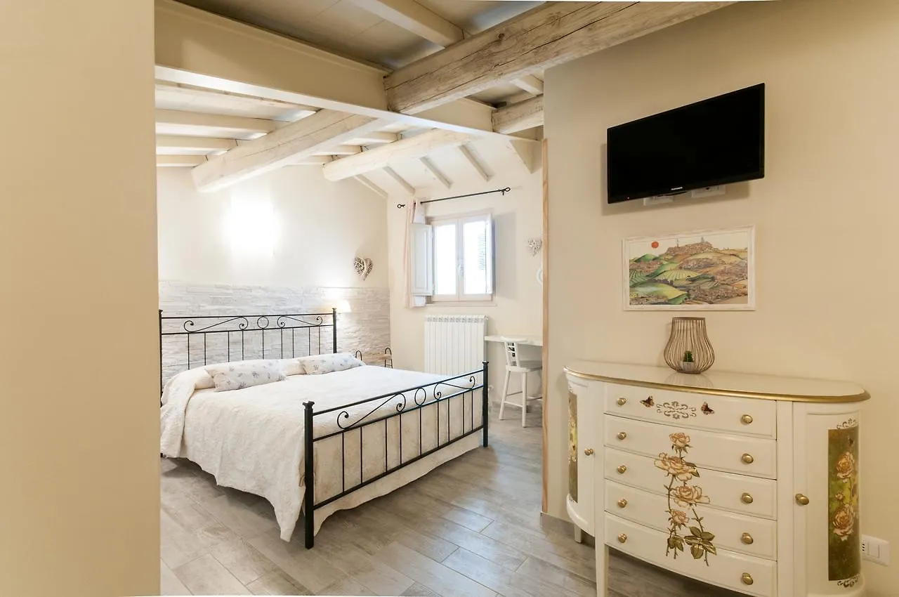 Il Lavandeto - Farmhouse In The City Siena 0*,